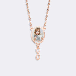 Custom Oval Pendant Photo Memorial Necklace with Infinite Charm– Personalized Gift for Love